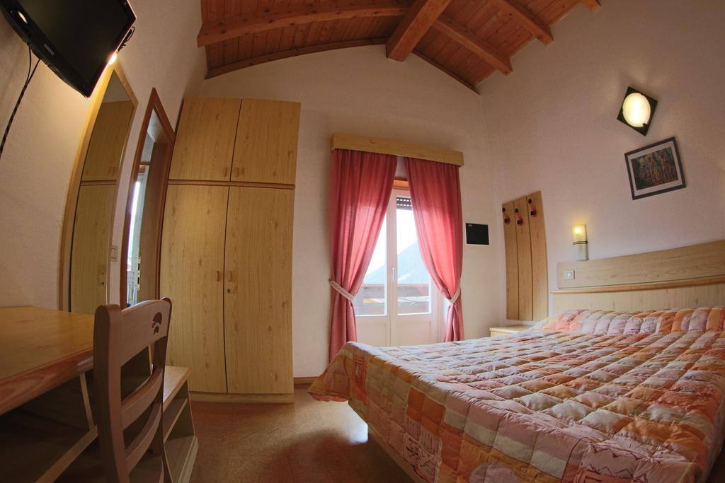 Liz Hotel & Apartments Предаццо Екстер'єр фото